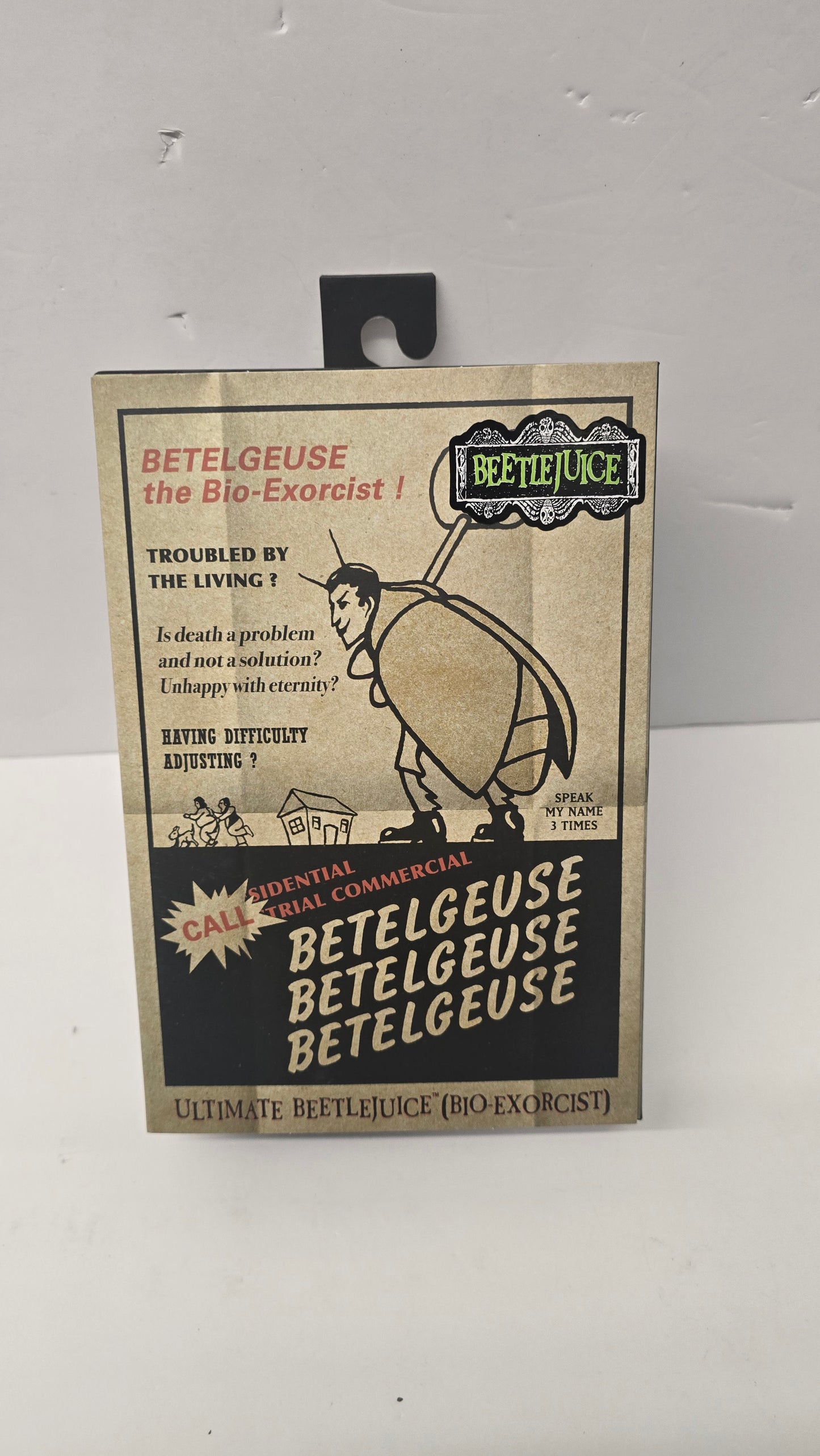 Beetlejuice (1988) – Tour Guide Bio‑Exorcist Ultimate Figure