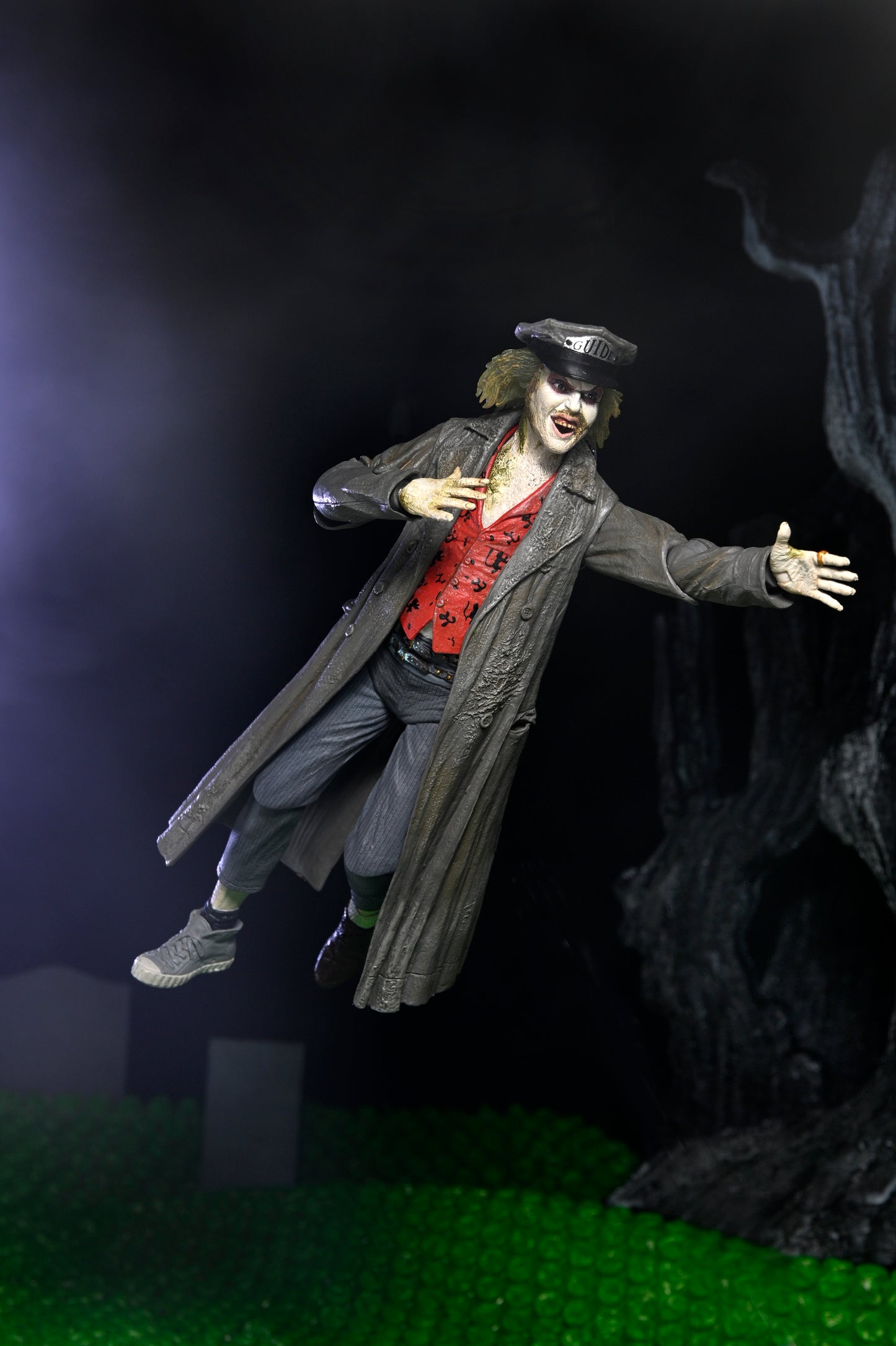Beetlejuice (1988) – Tour Guide Bio‑Exorcist Ultimate Figure