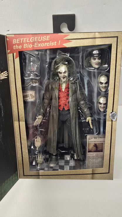 Beetlejuice (1988) – Tour Guide Bio‑Exorcist Ultimate Figure